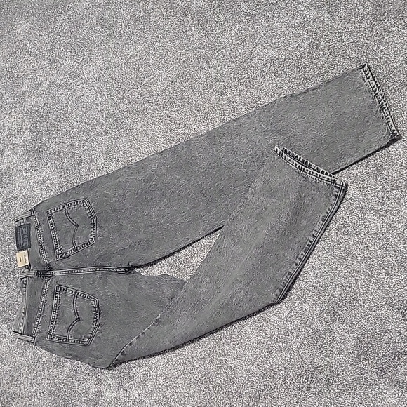 Levi's Women's Grey Jeans Straight Leg Baggy Mid Rise - Picture 12 of 12